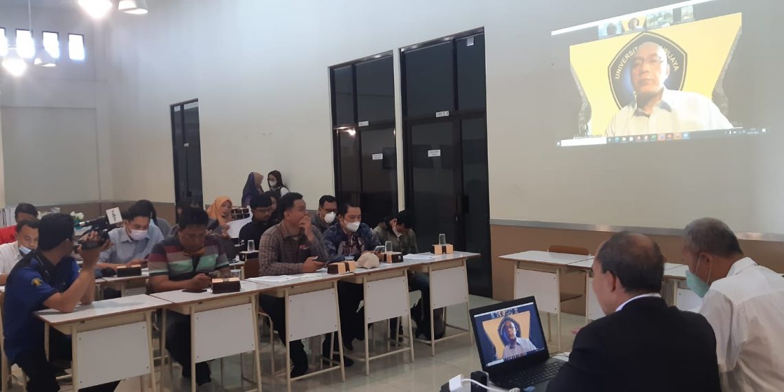 Dorong Link and Match DUDI, UB Terima Dana Hibah Matching Fund